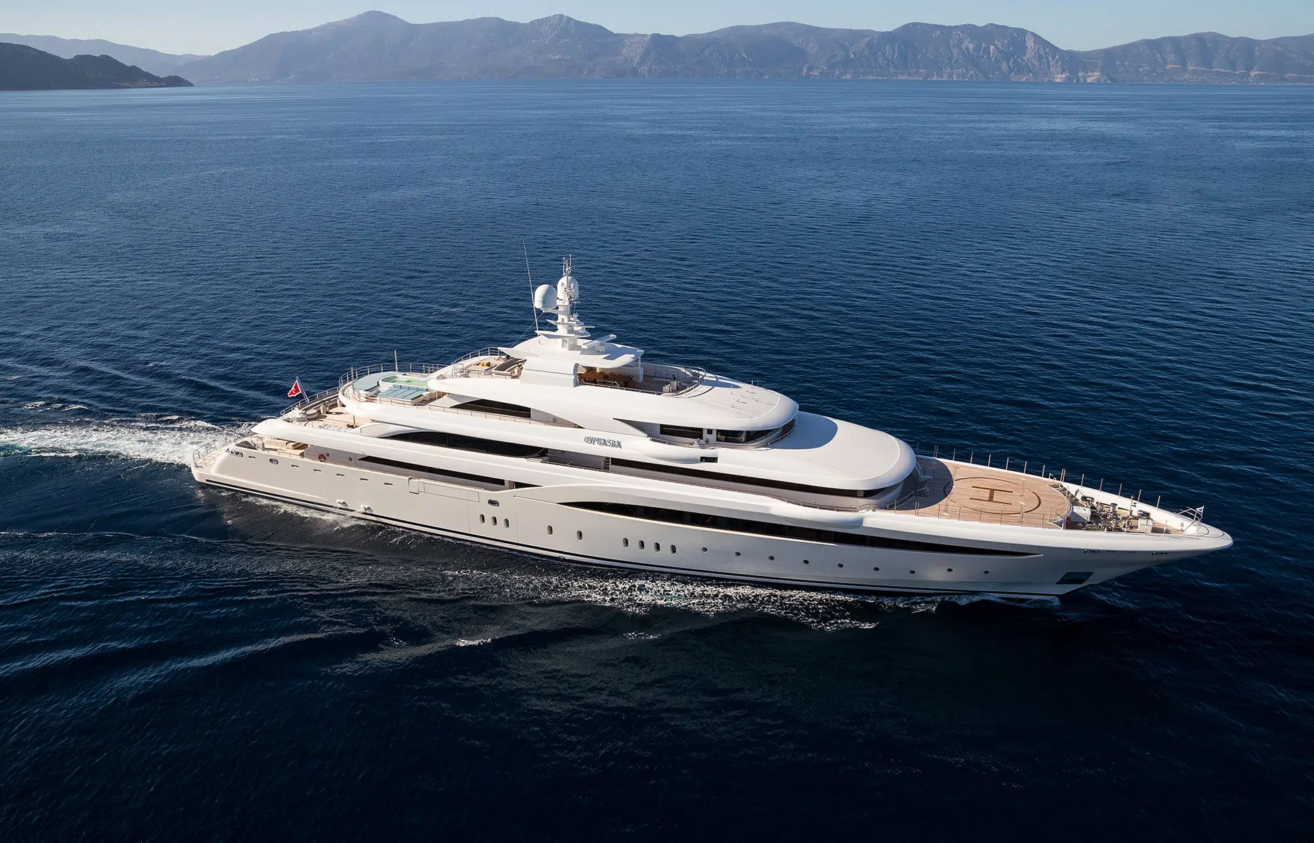 Luxe Sea Voyages: Cannes Yacht Charters